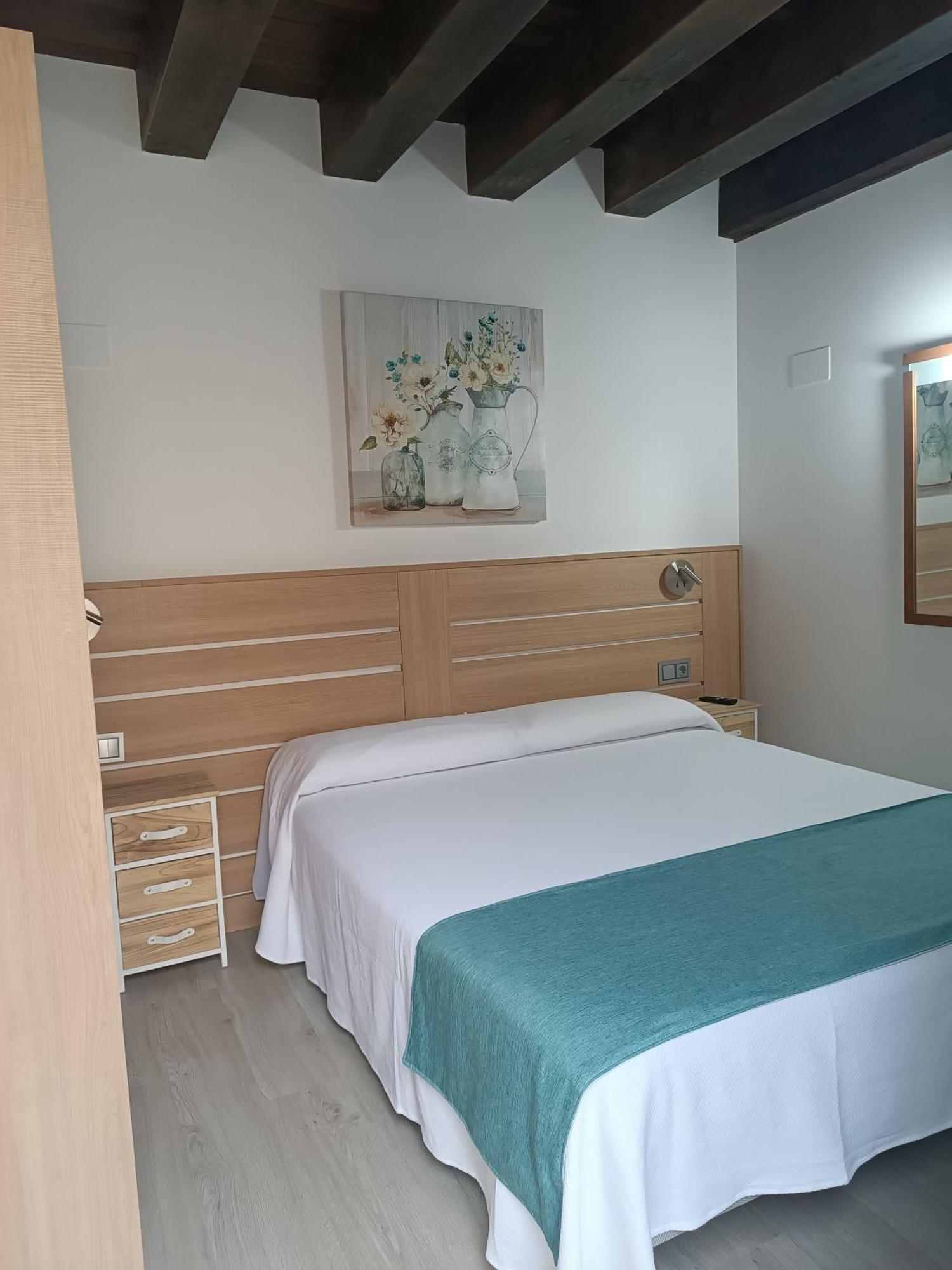 Apartamentos Turisticos Avila Puerta De Los Leales 1-2 Ávila Exterior foto
